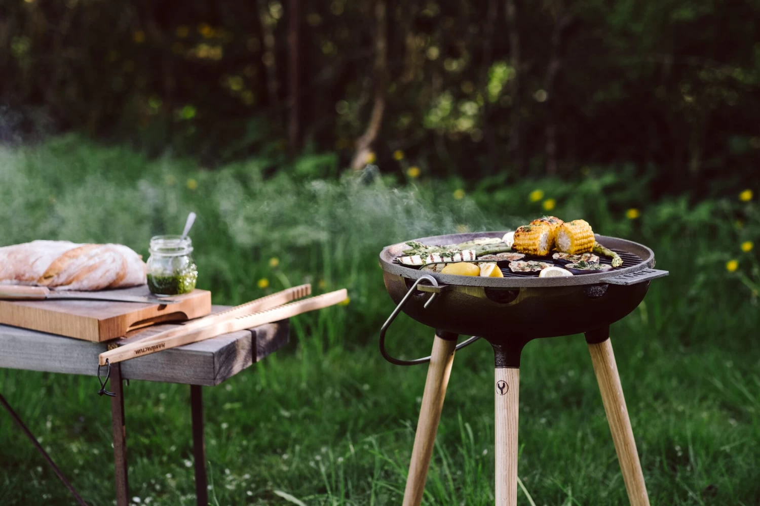 Gietijzeren Barbecue Met Drie Poten 10 Gietijzeren Barbecue Met Drie Poten - Afbeelding 10